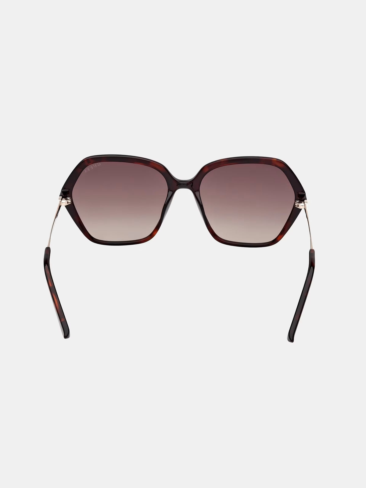 Lunettes de soleil géométriques GUESS – L’allure audacieuse au quotidien